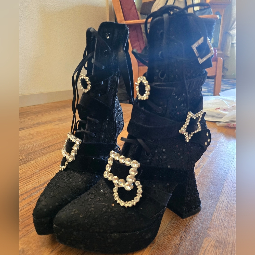 DollsKill×Wizard of Oz Wicked Witch platform boots, women's size 10